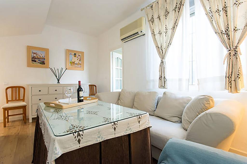 Apartamento San Clemente Севиля Екстериор снимка
