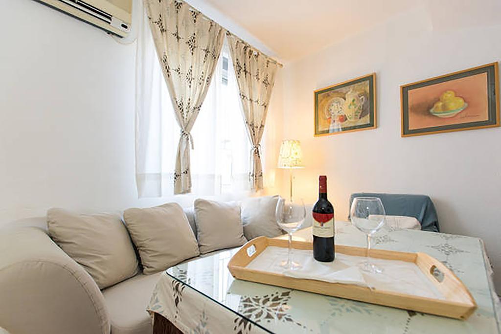 Apartamento San Clemente Севиля Екстериор снимка