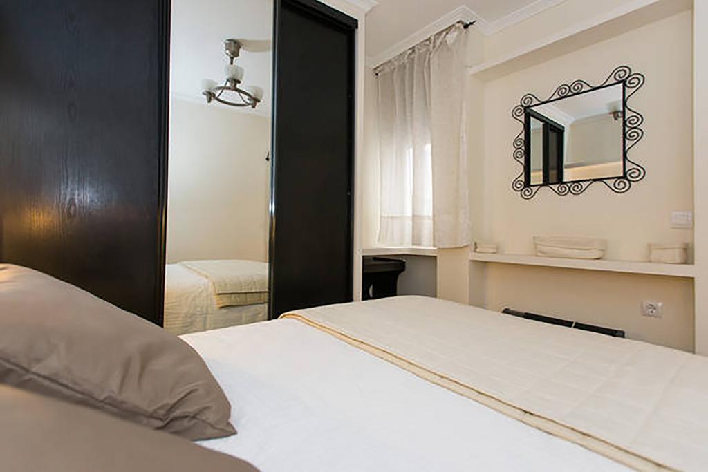 Apartamento San Clemente Севиля Екстериор снимка