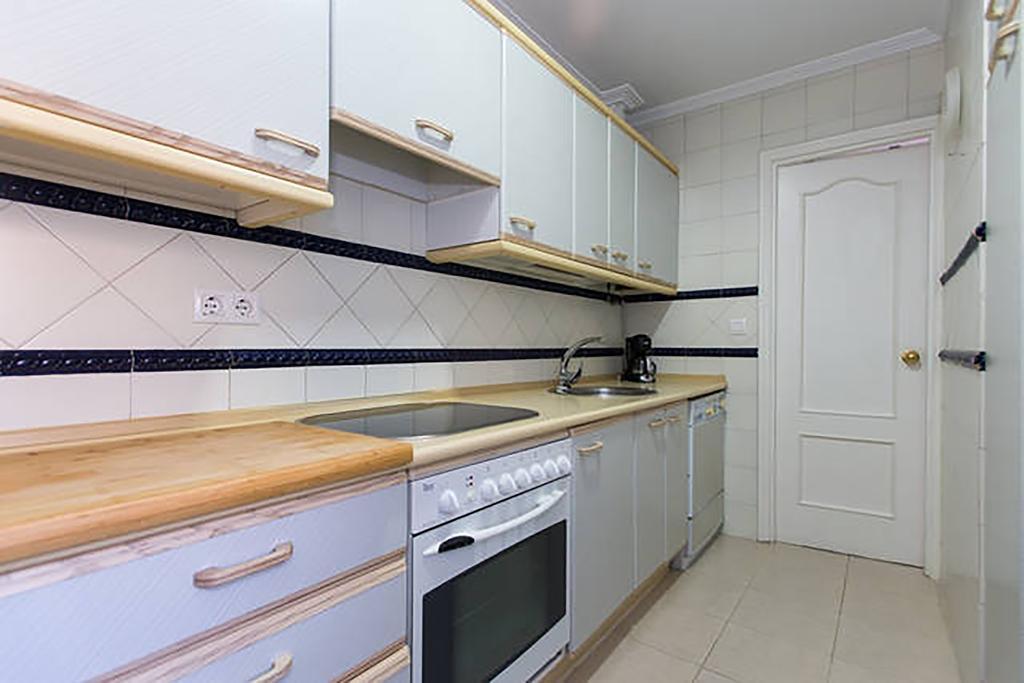 Apartamento San Clemente Севиля Екстериор снимка
