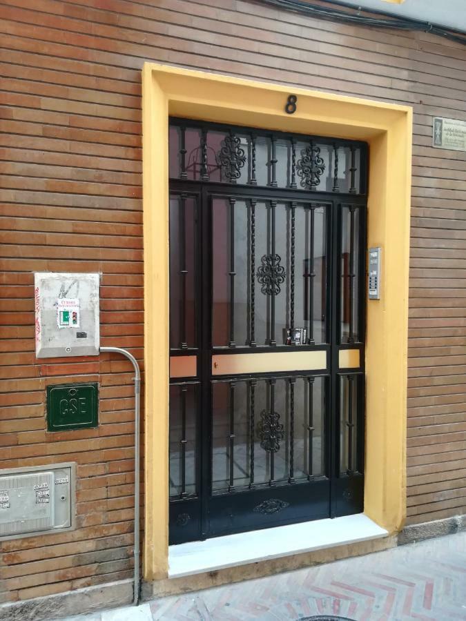 Apartamento San Clemente Севиля Екстериор снимка